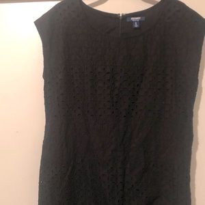 Old Navy cap sleeve black eyelet shift dress